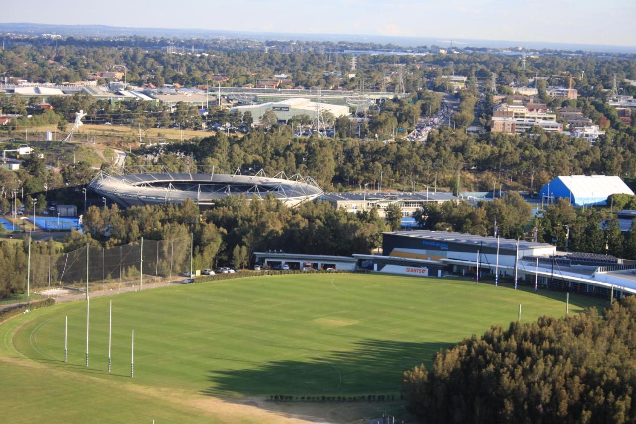 Stunning Views Sydney Olympic Park Apartment Bagian luar foto