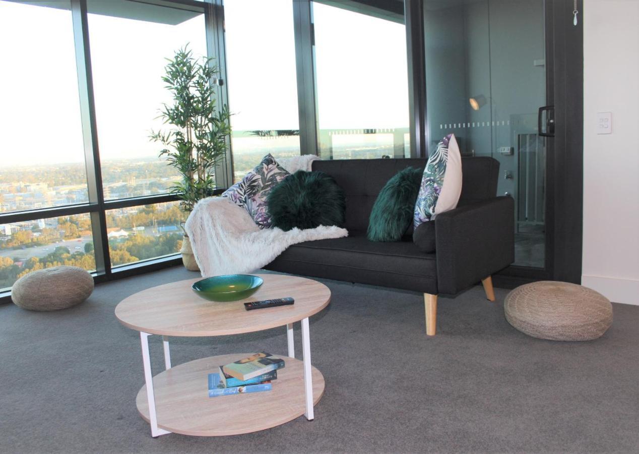 Stunning Views Sydney Olympic Park Apartment Bagian luar foto